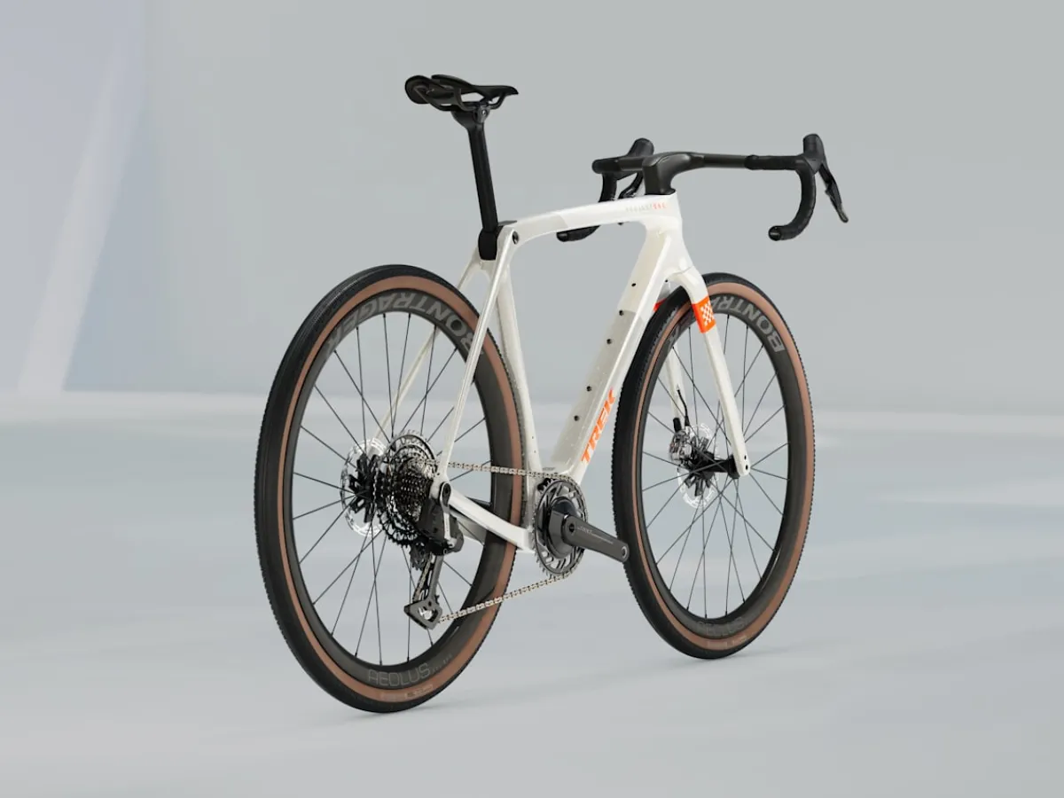 Trek Bikes Checkmate SLR 9 AXS Clearance