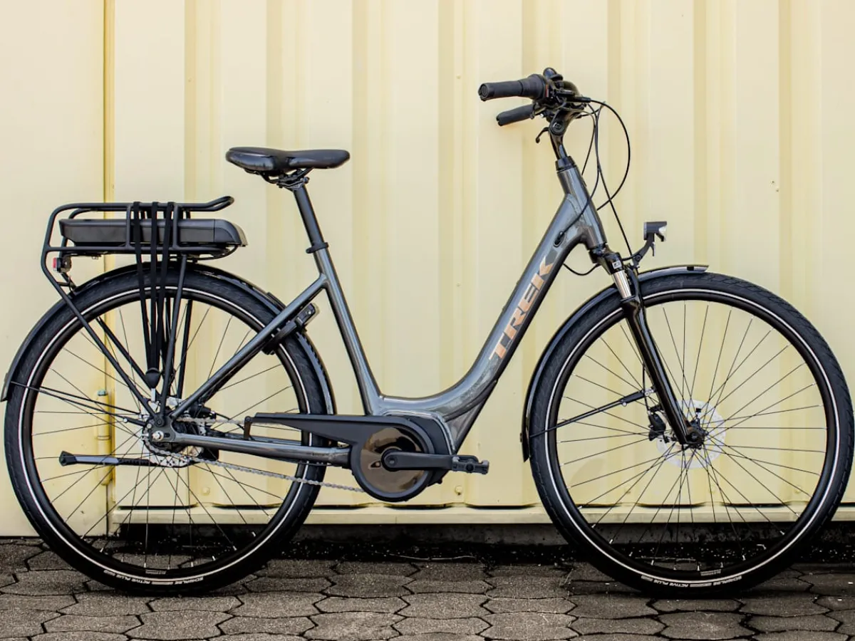 Trek Bikes District+ 1 Lowstep Lithium Grey Sale
