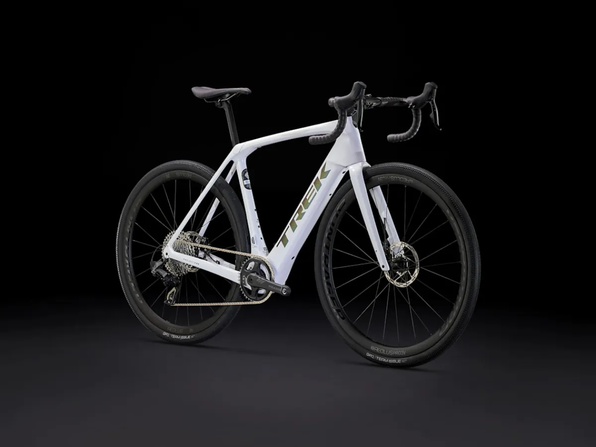 Trek Bikes Domane+ SLR 6 AXS Juniper Clearance