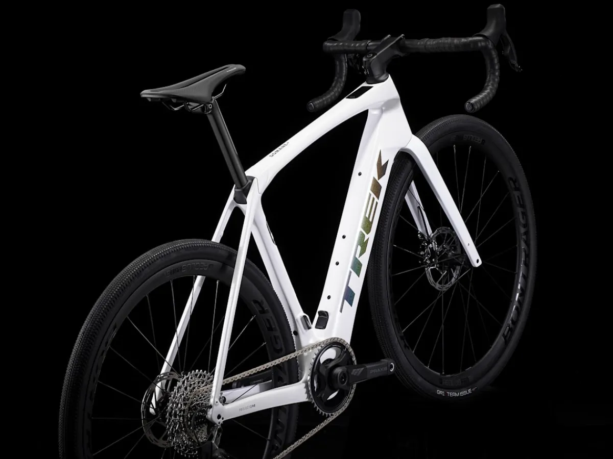 Trek Bikes Domane+ SLR 6 AXS Juniper Clearance