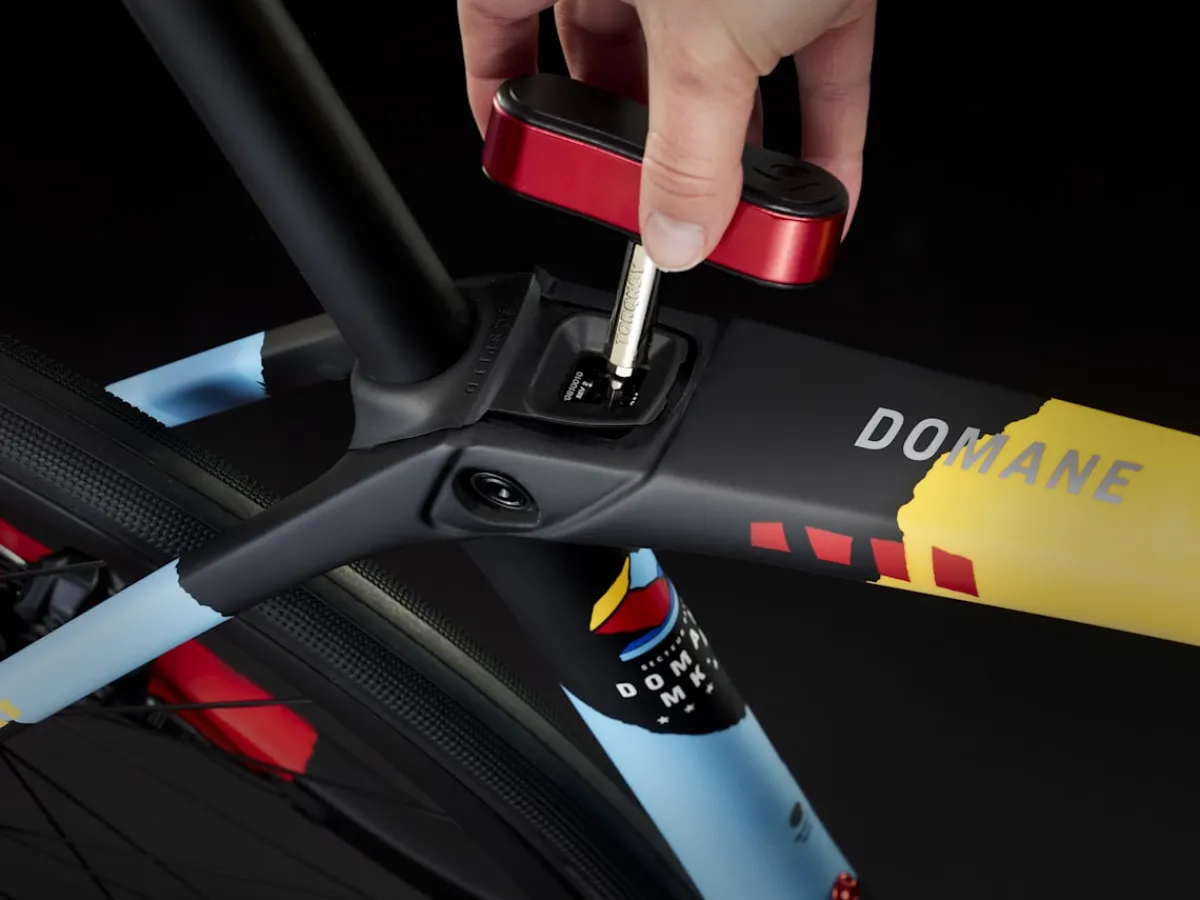 Trek Bikes Domane SLR 7 AXS Gen 4 Store