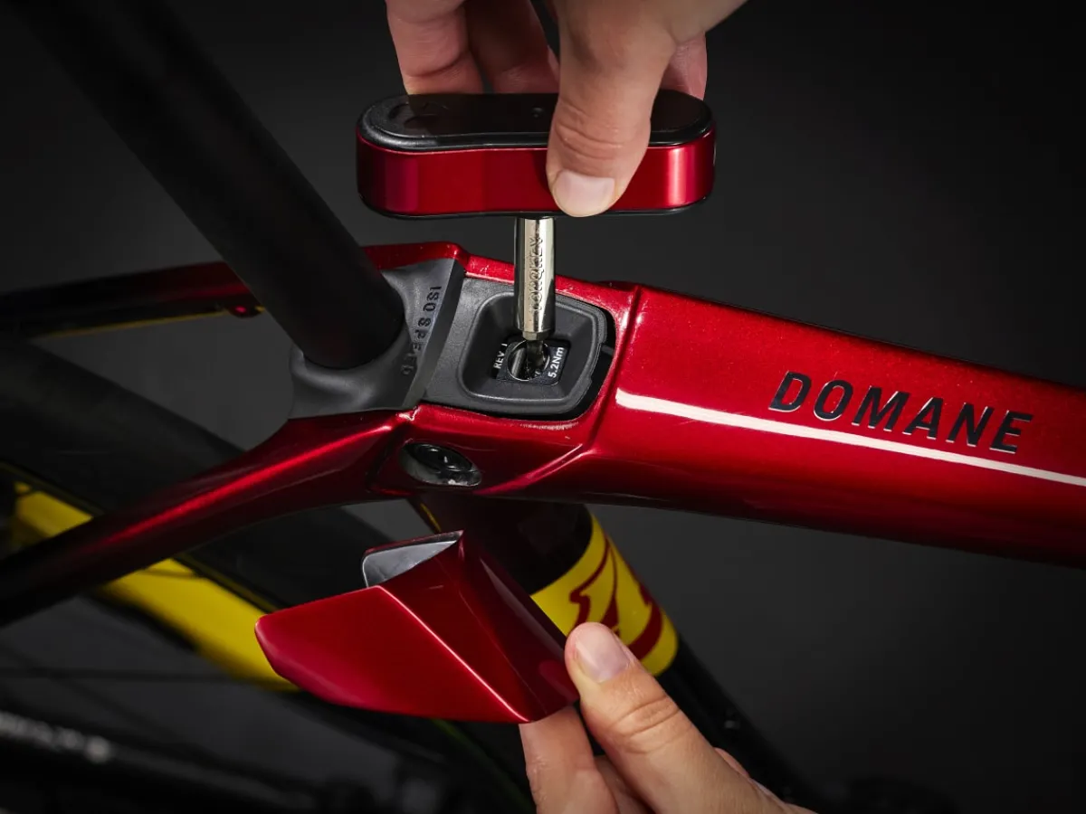 Trek Bikes Domane SLR 9 gen 4 Online