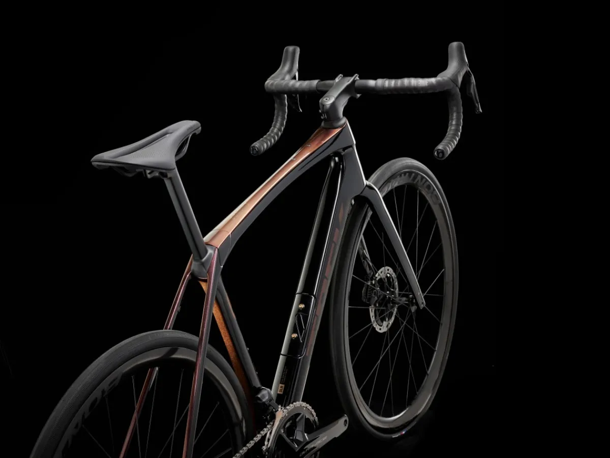 Trek Bikes Domane SLR 9 gen 4 Online