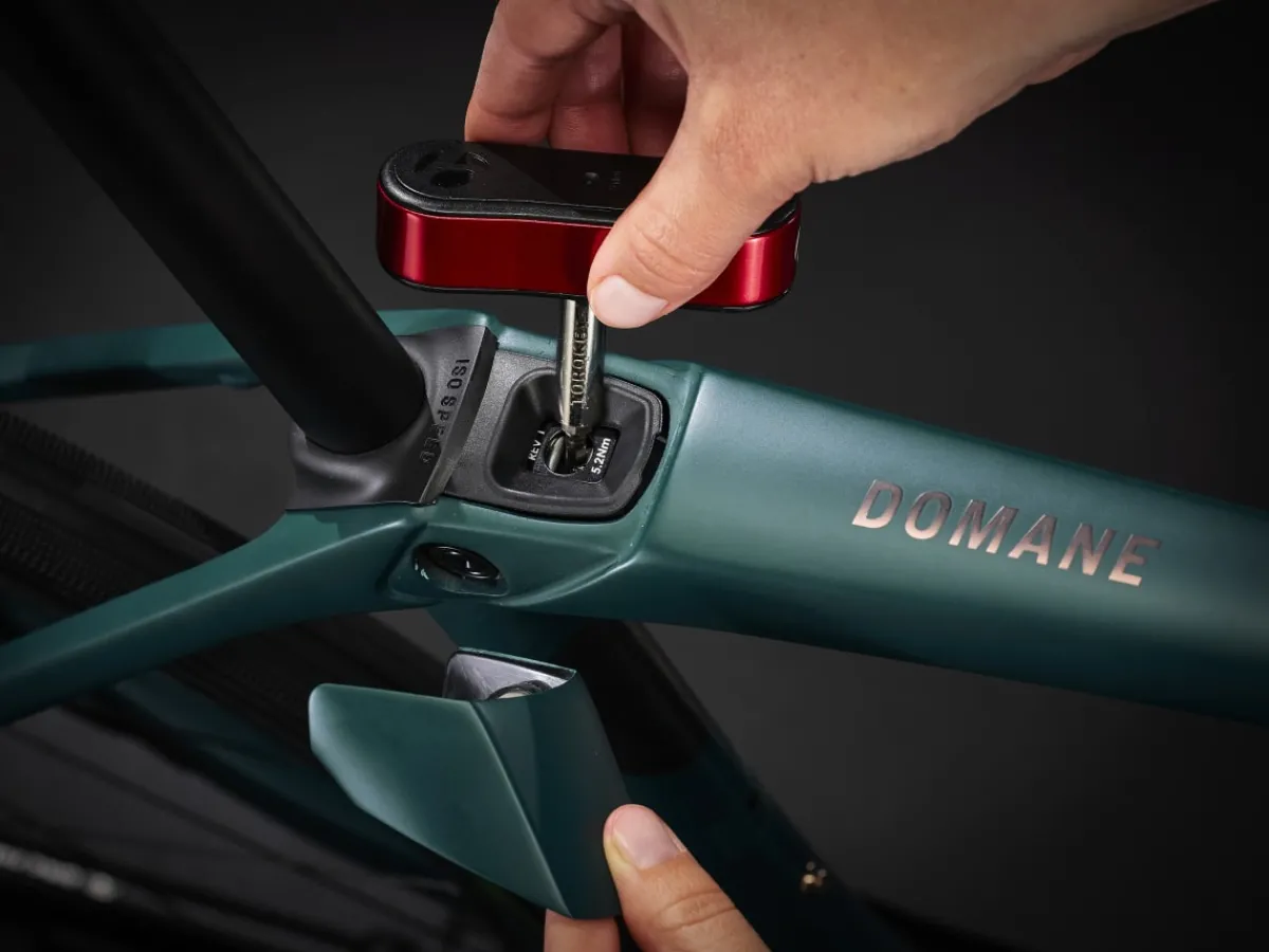 Trek Bikes Domane SLR 9 gen 4 Online