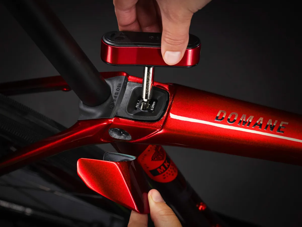 Trek Bikes Domane SLR 9 gen 4 Online
