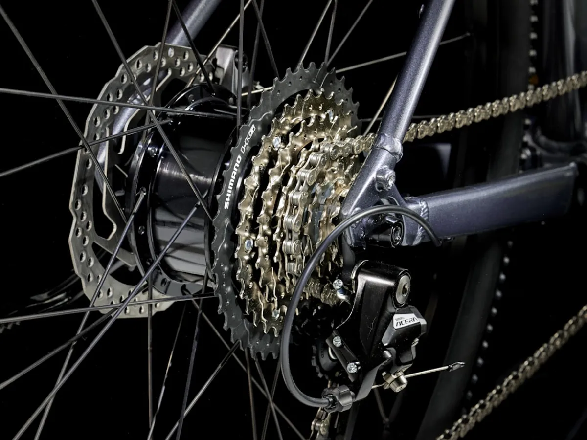 Trek Bikes Dual Sport+ 2 Mid-step LT Hot