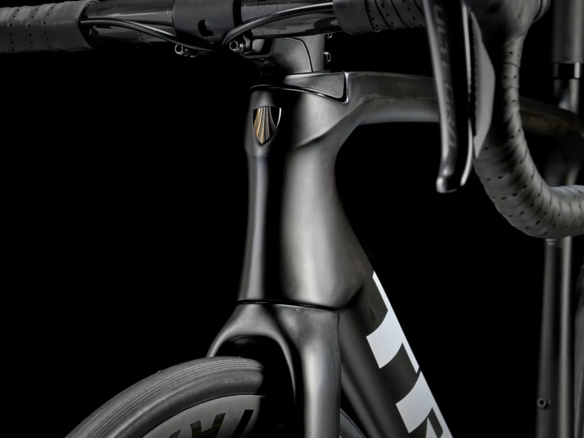 Trek Bikes Émonda SL 7 Matte Carbon Smoke Outlet