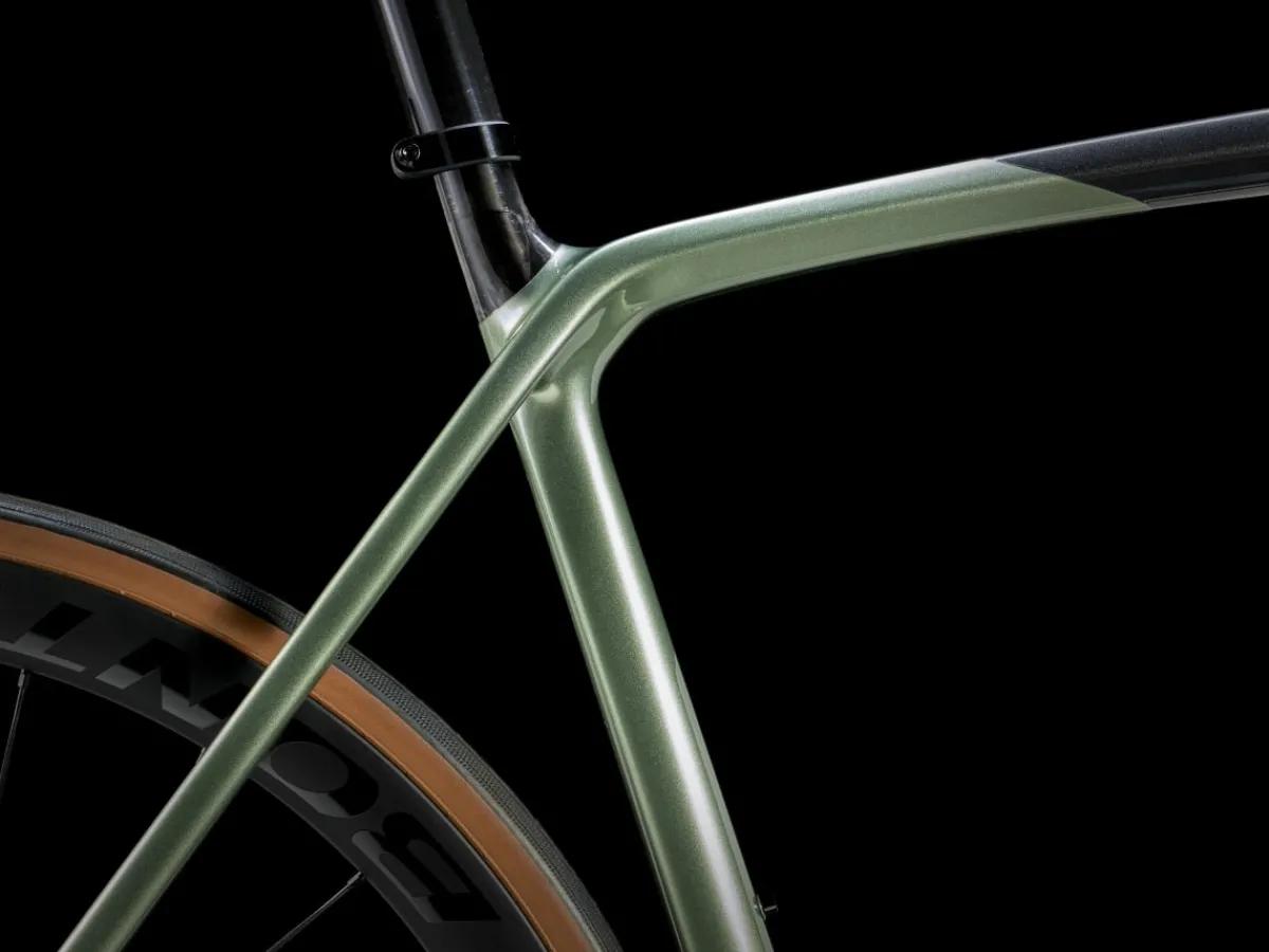 Trek Bikes Émonda SL 7 Matte Carbon Smoke Outlet