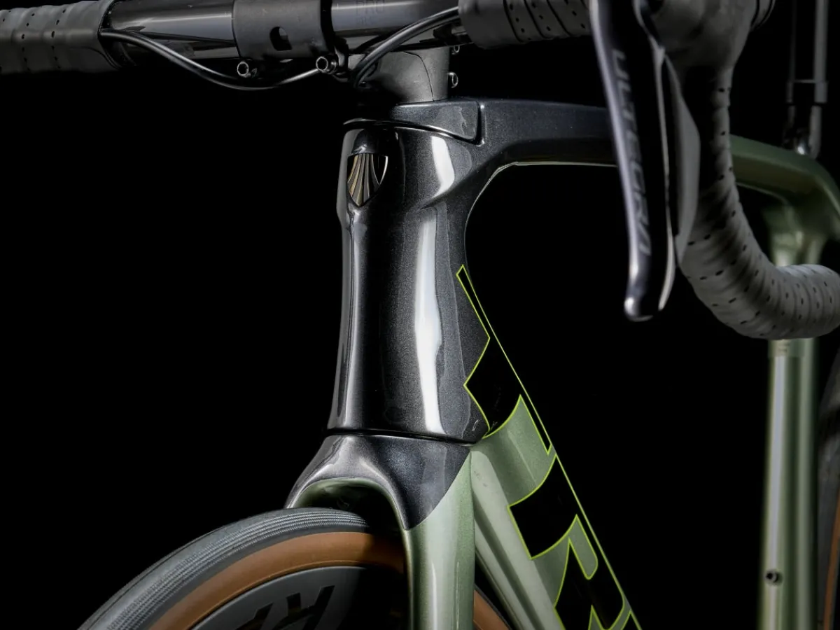 Trek Bikes Émonda SL 7 Matte Carbon Smoke Outlet