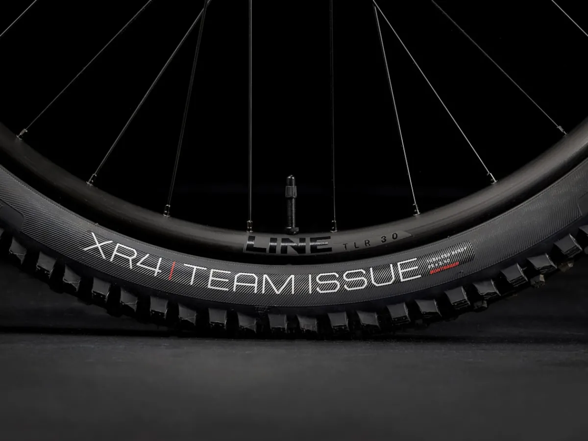 Trek Bikes Fuel EX 5 Gen 6 Matte Dnister Black Hot
