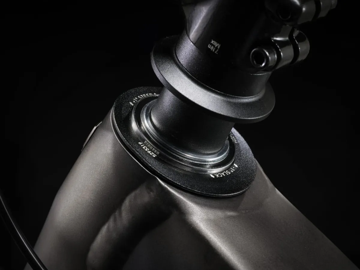 Trek Bikes Fuel EX 9.8 GX AXS Gen 6 Outlet
