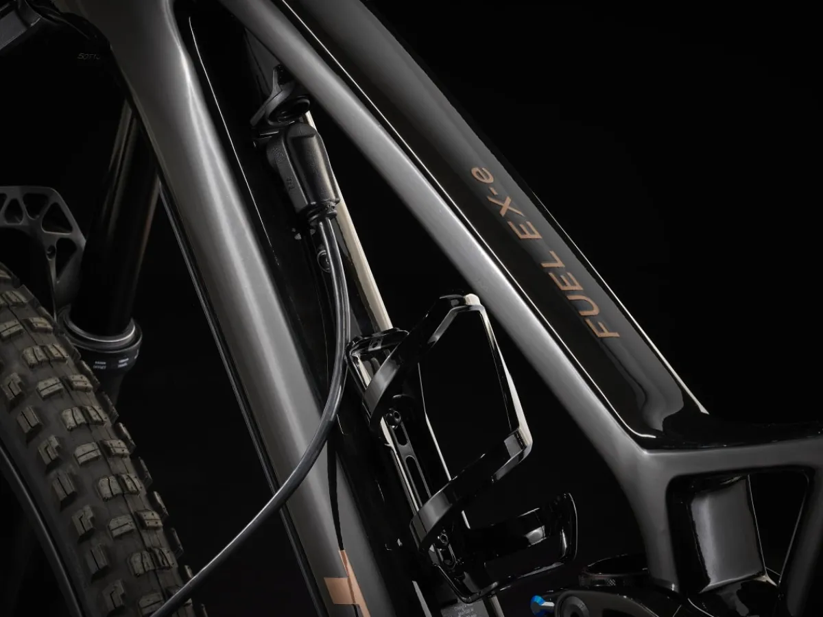 Trek Bikes Fuel EXe 9.8 Flash Sale