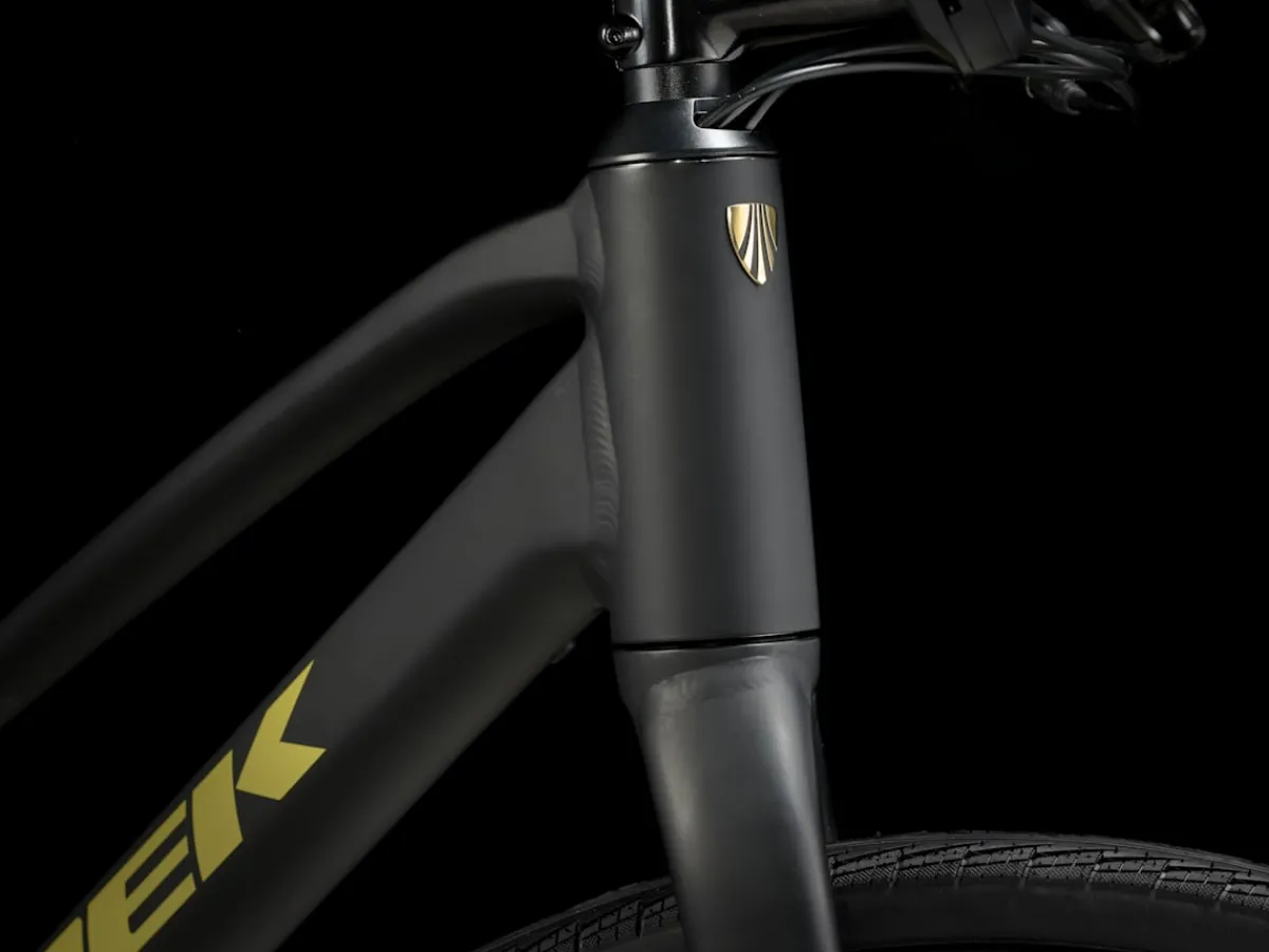 Trek Bikes FX 2 Mid-step Gen 4 Clearance