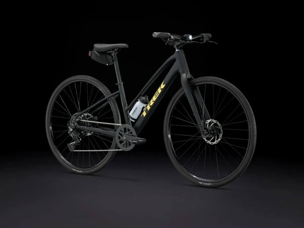 Trek Bikes FX 2 Mid-step Gen 4 Clearance