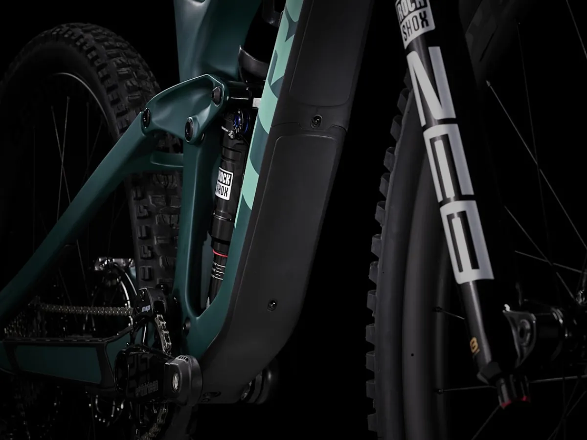 Trek Bikes Slash 9.9 XTR Gen 5 Clearance