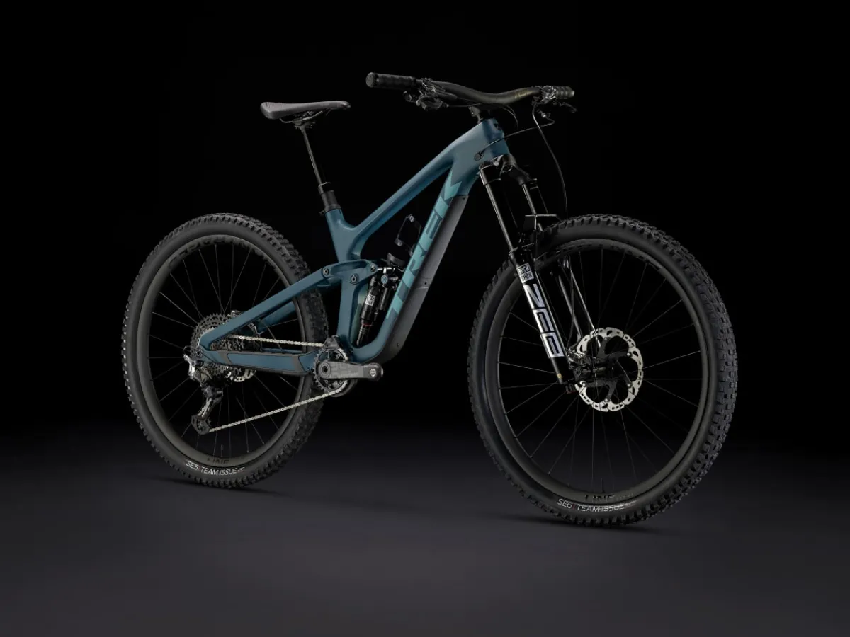 Trek Bikes Slash 9.9 XTR Gen 5 Clearance