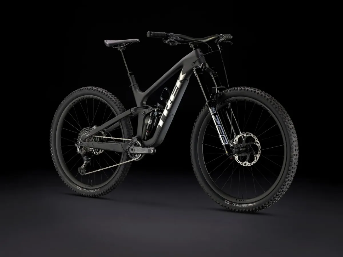 Trek Bikes Slash 9.9 XTR Gen 5 Clearance