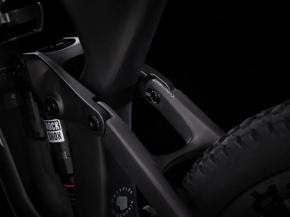 Trek Bikes Slash 9.9 XTR Gen 5 Clearance