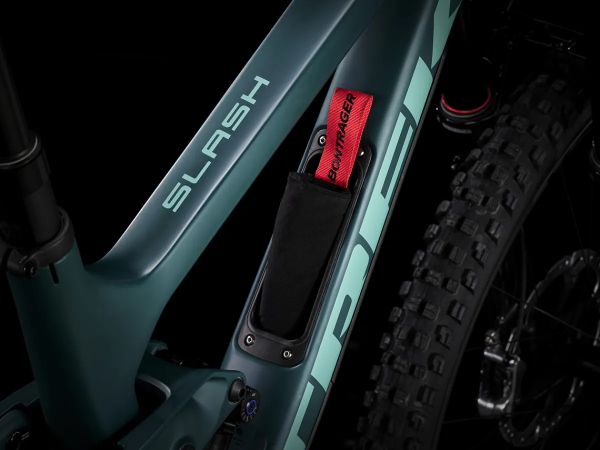Trek Bikes Slash 9.9 XTR Gen 5 Clearance