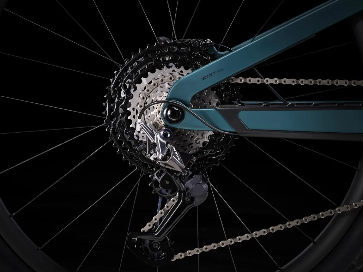 Trek Bikes Slash 9.9 XTR Gen 5 Clearance