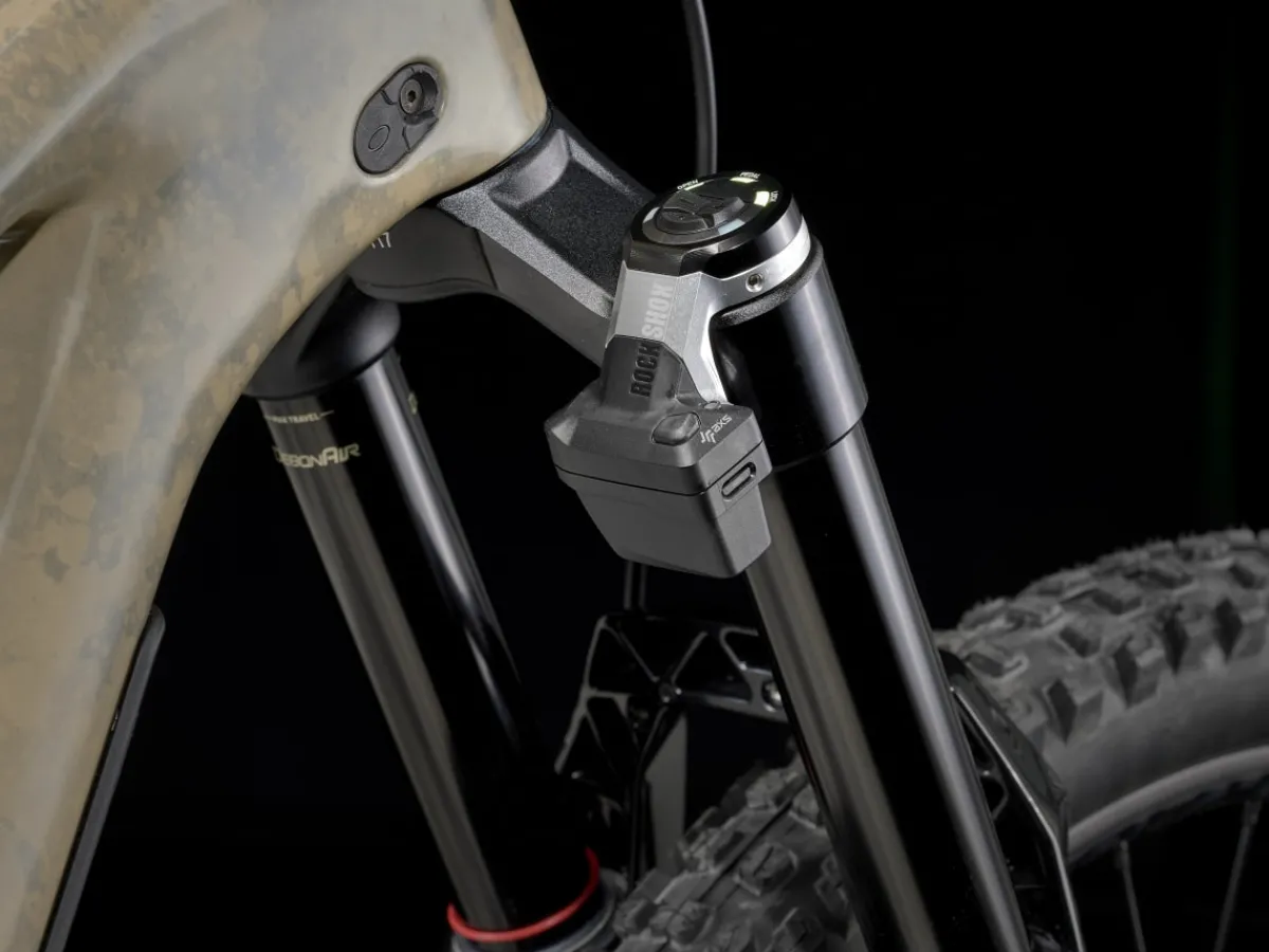 Trek Bikes Slash SE Gen 5 Quicksand/ Battleship Blue Clearance