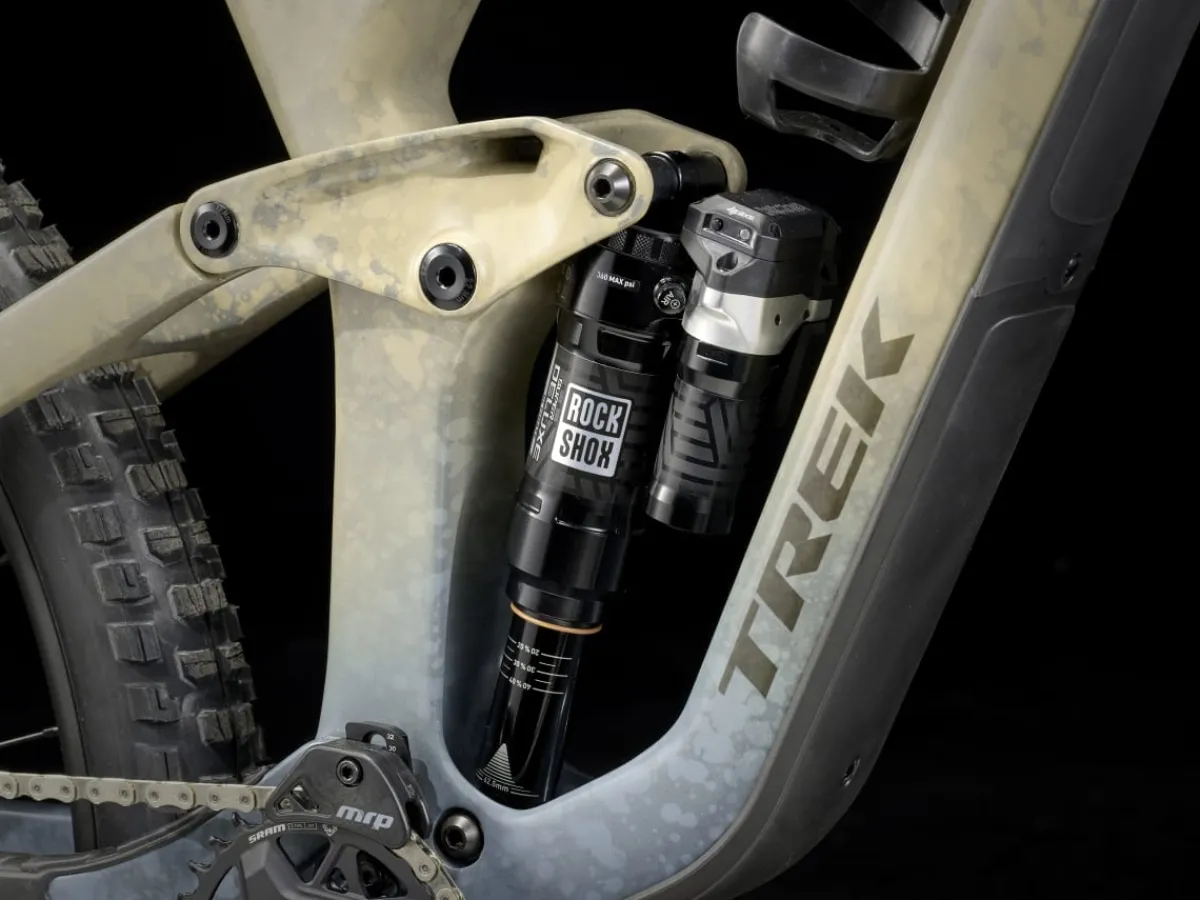 Trek Bikes Slash SE Gen 5 Quicksand/ Battleship Blue Clearance