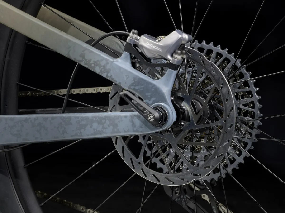 Trek Bikes Slash SE Gen 5 Quicksand/ Battleship Blue Clearance