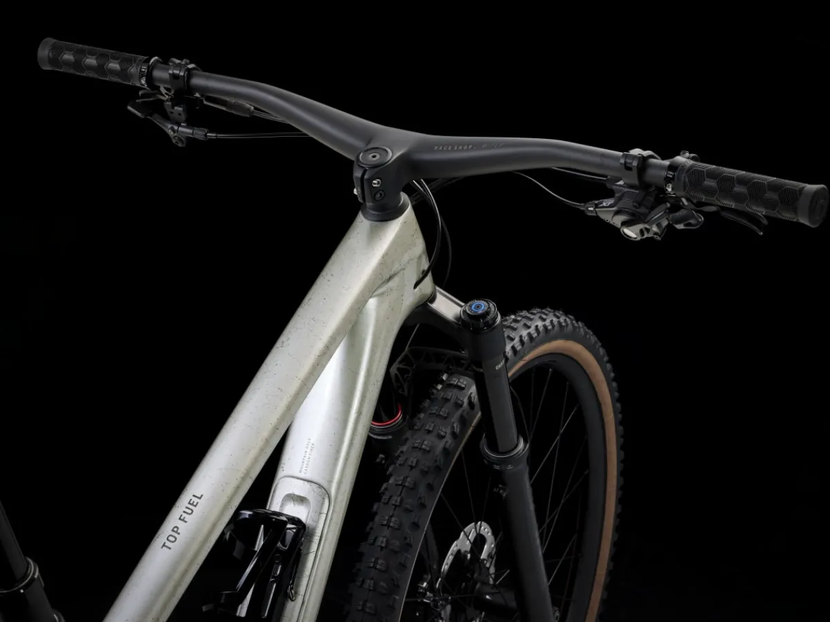 Trek Bikes Top Fuel 9.8 XT Gen 4 Outlet